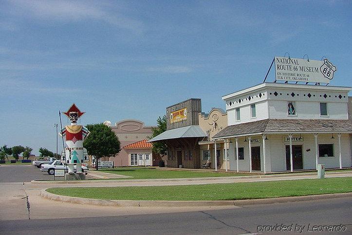 Holiday Inn Express Hotel And Suites Elk City By Ihg Exterior foto